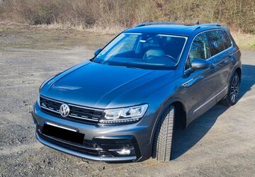 VW Tiguan 73.500 km 29.600 &euro; Hanau 63457