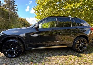 BMW X5 198.000 km 22.400 &euro; Offenbach 63071