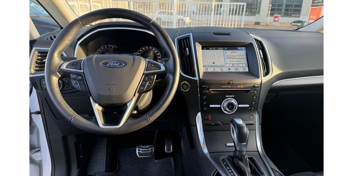 Ford S-Max 2.0 Titanium/Sportpaket/20ZOLL 53.400 km 20.890 &euro; Frankfurt 60386