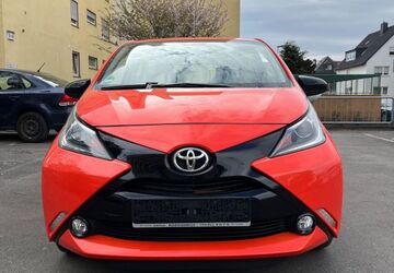 Toyota Aygo (X) 70.000 km 6.200 &euro; Neu Isenburg 63263