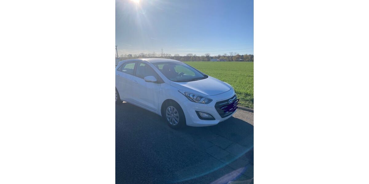 Hyundai i30 142.500 km 7.800 &euro; Babenhausen 64832