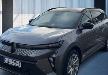 Renault Scenic E-TECH 9.500 km 39.990 &euro; Frankfurt / Main 60314