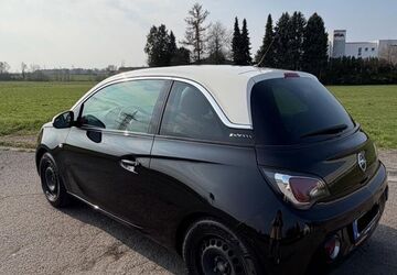 Opel Adam 104.000 km 7.444 &euro; Egelsbach 63329