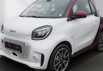 Smart ForTwo 32.956 km 14.487 &euro; Friedberg 61169