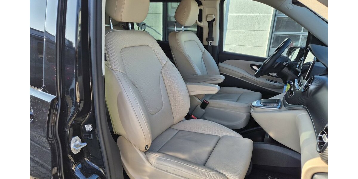 Mercedes-Benz V 300 d AVANTGARDE EDITION lang AMG Line Distronic 21.350 km 58.900 &euro; Rodgau 63110