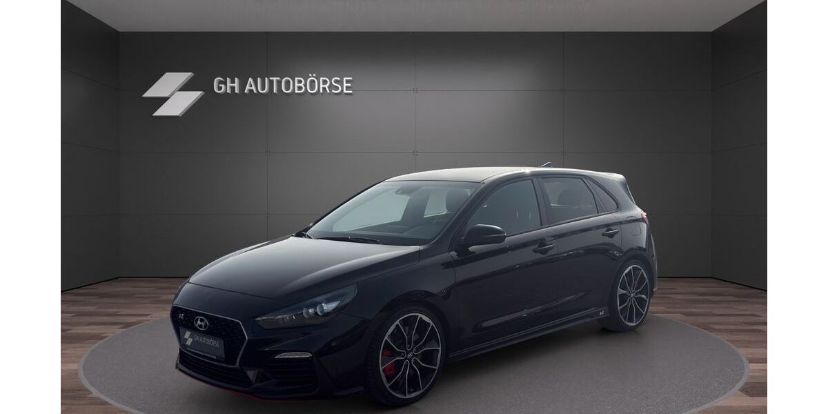 Hyundai i30 57.000 km 23.900 &euro; Büttelborn 64572