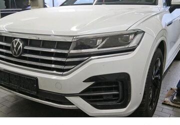 VW Touareg 94.439 km 44.380 &euro; Frankfurt 60326