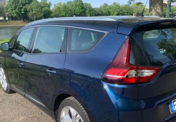 Renault Grand Scenic 124.000 km 11.800 &euro; Frankfurt am Main 60386