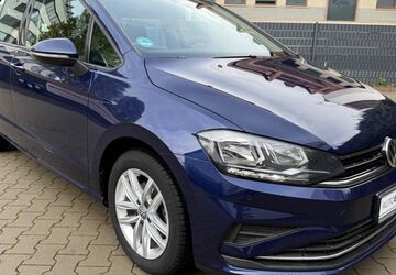 VW Golf Sportsvan 139.476 km 11.900 &euro; Frankfurt am Main - Ost / Fechenheim 60386