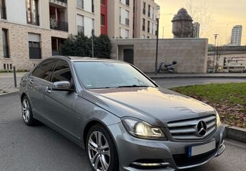 Mercedes-Benz C 350 230.000 km 9.999 &euro; Frankfurt 60325