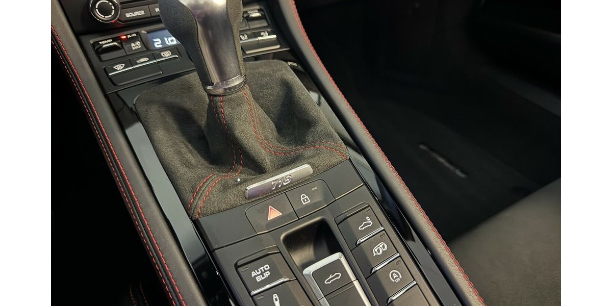 Porsche 718 Boxster Spyder APPROVED/Schalensitze/Chrono 6.800 km 103.500 &euro; Dreieich 63303