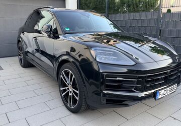 Porsche Cayenne 55.600 km 91.500 &euro; Frankfurt am Main 60388