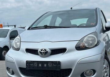 Toyota Aygo (X) 58.000 km 4.999 &euro; Dietzenbach 63128