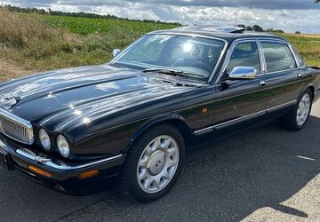 Jaguar Daimler 197.000 km 17.900 &euro; Bad Nauheim 61231