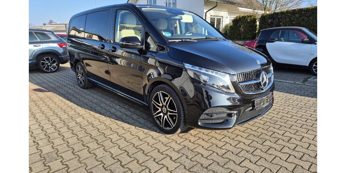Mercedes-Benz V 300 d AVANTGARDE EDITION lang AMG Line Distronic 21.350 km 58.900 &euro; Rodgau 63110