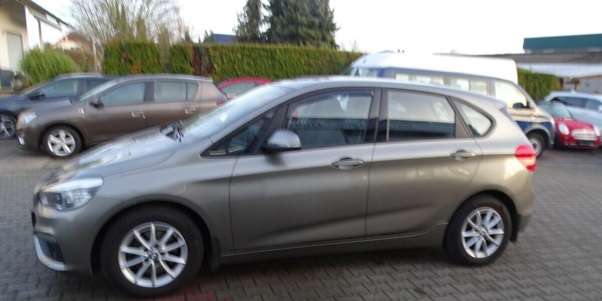 Dacia Duster Black Shadow 4x2 94.800 km 6.990 &euro; Rodgau 63110