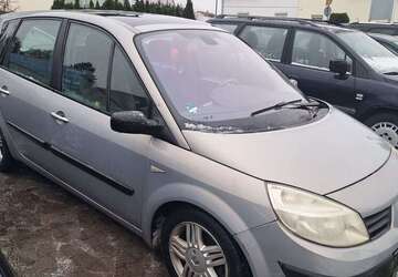 Renault Scenic 179.000 km 900 &euro; Darmstadt 64291