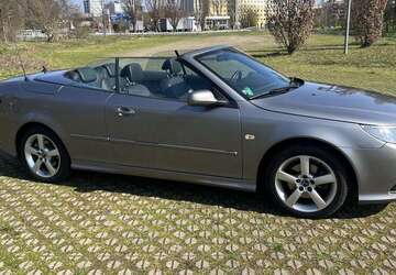 Saab 9-3 42.000 km 16.000 &euro; Frankfurt am Main, Stadt 60326