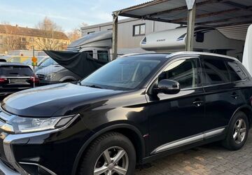 Mitsubishi Outlander 239.000 km 8.990 &euro; Frankfurt am Main 65933
