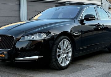 Jaguar XF 217.000 km 12.900 &euro; Bad-Homburg,in der Nähe Frankfurt am Main 61350