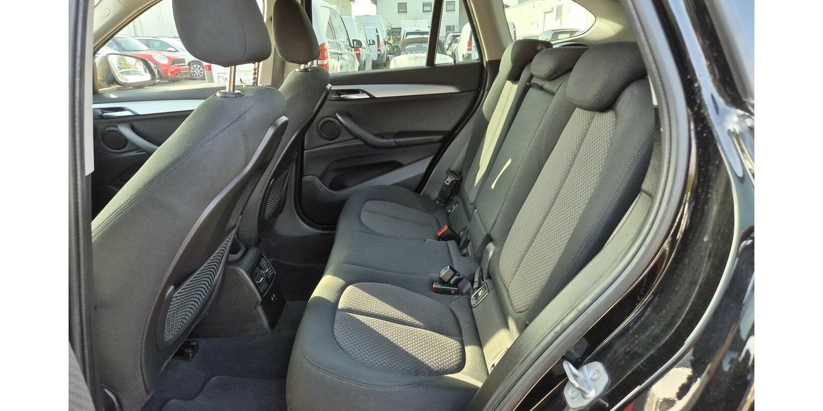 BMW X1 sDrive 18 i Advantage LED, Navigation 53.758 km 17.690 &euro; Rodgau 63110