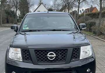 Nissan Navara 130.300 km 16.300 &euro; Hanau 63454