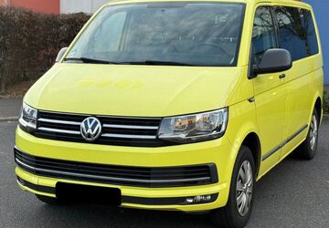 VW T6 Caravelle 257.000 km 16.800 &euro; Langenselbold 63505
