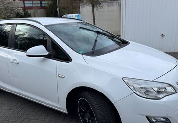 Opel Astra 69.000 km 5.900 &euro; Dreieich 63303