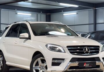 Mercedes-Benz ML 350 322.427 km 15.890 &euro; Maintal 63477