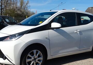 Toyota Aygo (X) 78.900 km 7.400 &euro; Rodgau / Nieder-Roden 63110