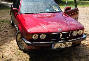 BMW 750 97.000 km 29.800 &euro; Frankfurt am Main 60431