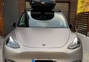 Tesla Model Y 54.884 km 36.948 &euro; Hanau 63457