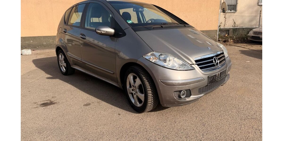 Mercedes-Benz A 170 129.500 km 3.300 &euro; FRANKFURT 65933
