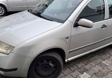 Skoda Fabia 220.000 km 1.189 &euro; Hanau 63450