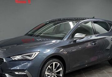 Seat Leon 14.987 km 28.965 &euro; Offenbach 63069