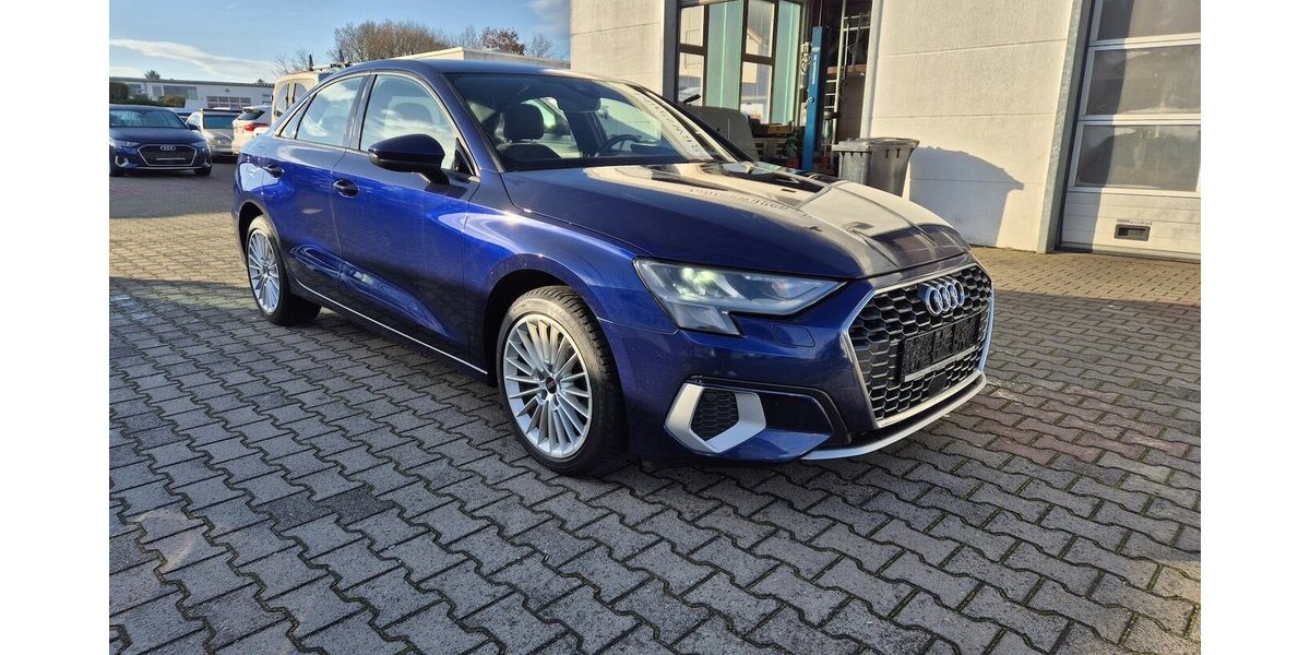 Audi A3 35 TDI advanced Rückfahrkamera, Navigation, App 109.521 km 20.990 &euro; Rodgau 63110