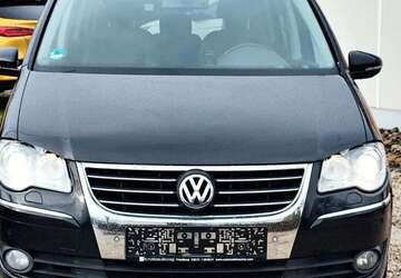 VW Touran 179.500 km 2.990 &euro; Friedberg 61169