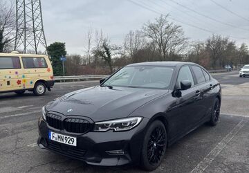BMW 320 66.500 km 21.000 &euro; Frankfurt am Main 65934