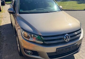 VW Tiguan 232.000 km 2.390 &euro; Frankfurt am Main 60594