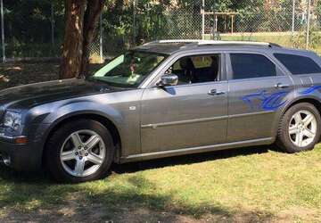 Chrysler 300C 332.465 km 4.300 &euro; Frankfurt am Main, Stadt 60487