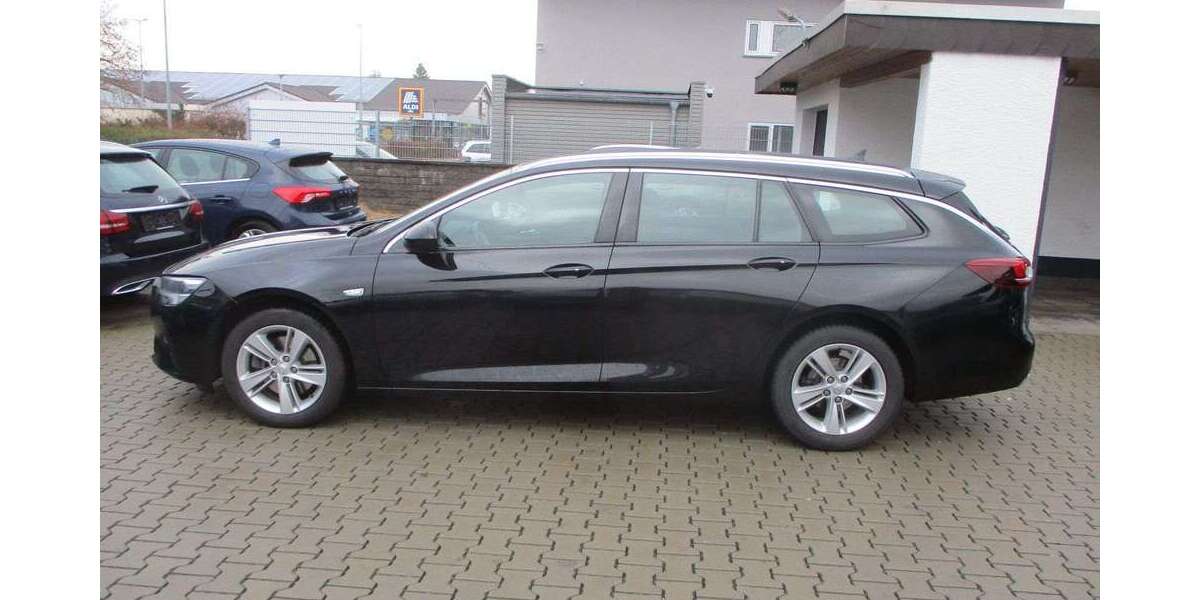 Opel Insignia 136.744 km 12.899 &euro; Babenhausen 64832