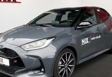 Toyota Yaris 9.000 km 28.990 &euro; Frankfurt 60314