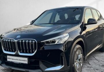 BMW iX1 30.358 km 30.249 &euro; Frankfurt 60314