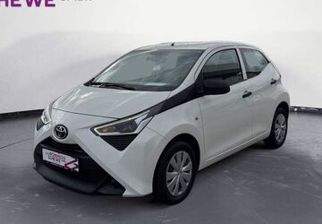 Toyota Aygo (X) 31.615 km 10.490 &euro; Dieburg 64807