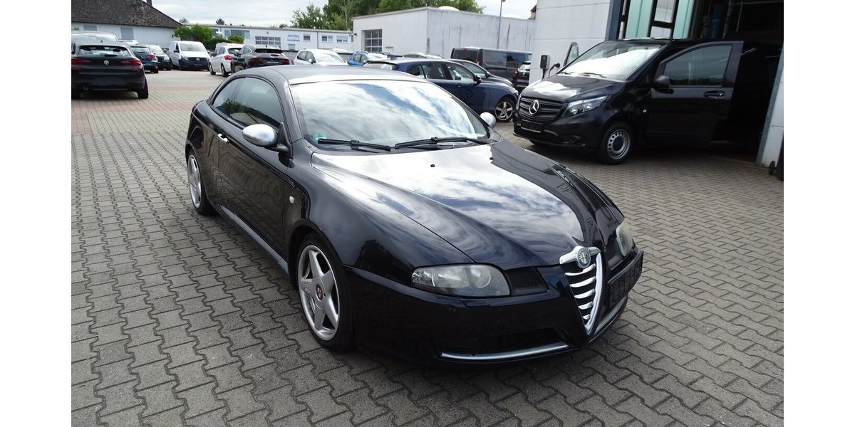 Alfa Romeo GT 2.0 16V JTS Progression Sportiva TÜV neu 114.800 km 3.490 &euro; Rodgau 63110