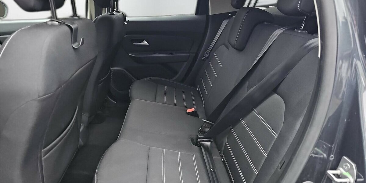 Dacia Duster II Prestige Standheizung, Kamera, Navi 51.165 km 13.980 &euro; Schwalbach/Taunus 65824