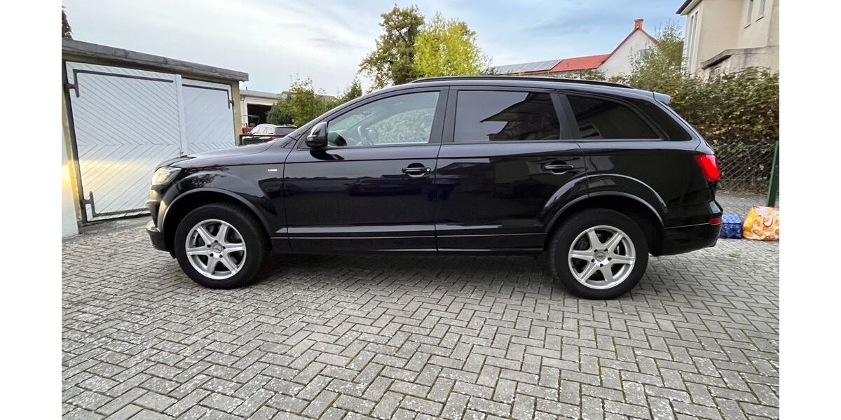 Audi Q7 188.000 km 17.900 &euro; Flörsheim 65439