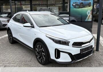 Kia XCeed 32.072 km 18.470 &euro; Hanau 63452