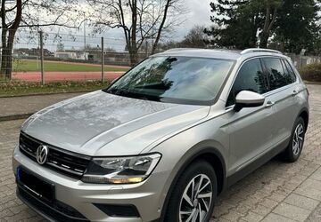 VW Tiguan 168.627 km 16.500 &euro; Frankfurt am Main 60435