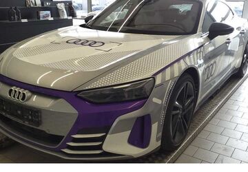 Audi RS e-tron GT 12.200 km 89.999 &euro; Hanau 63452